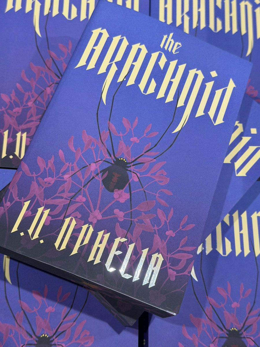 I.V. Ophelia tweet media