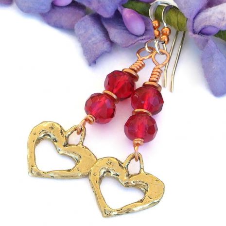 ShadowDogDesign's tweet image. Check out the new Countdown to Mother's Day #blog by @saracom featuring the movie "Lady Bird" &amp;amp; many #heartfelt #MothersDay #gifts! bluemorningexpressions.com/blogs/buy-hand… #bmecountdown #ShopSmall