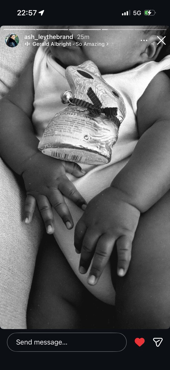 Tsholo💀 tweet media