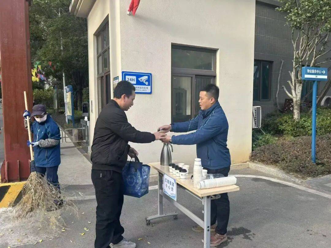Cosmita2's tweet photo. "Neighbors sharing a toolbox, a story, or a sunny afternoon—small moments that make our street feel like family.  Tag your favorite neighborhood buddy! #NeighborLove #CommunityJoy" https://t.co/TQIIZ0Z4Zx