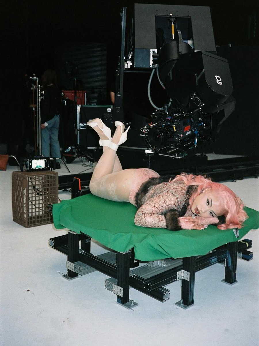 𝕮𝖍𝖊𝖊𝖉𝖔𝖊 亗 tweet media