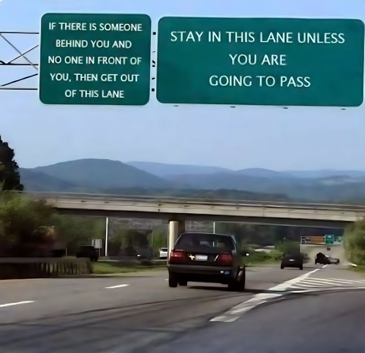 Lloyd Legalist tweet media