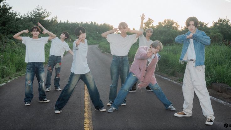 kia | ENHYPEN IS 7 tweet media