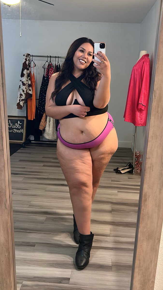 jewlieah tweet media