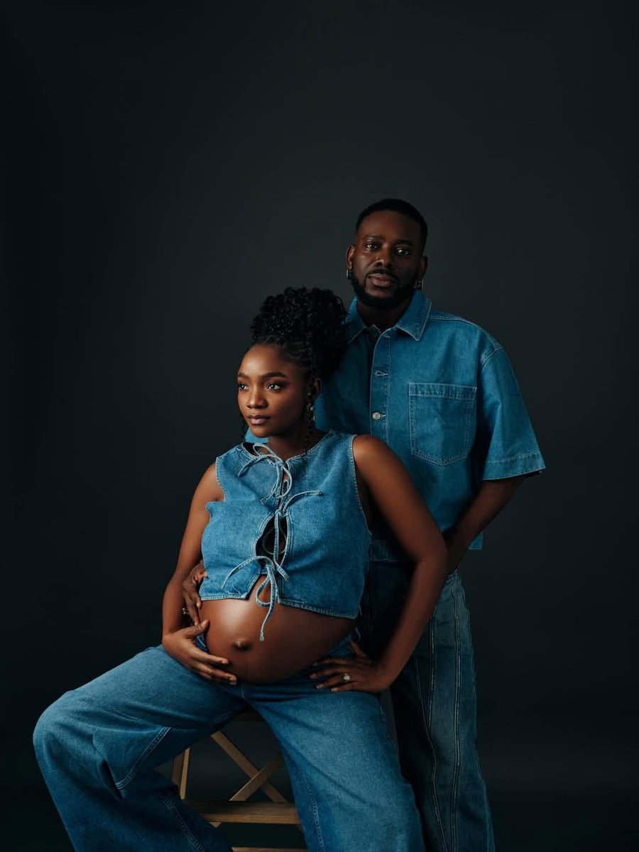 Moses0705863447's tweet photo. Simi and Adekunle Gold have just welcomed their second child!💕👶🏽

Congratulations to them ❤️❤️ https://t.co/QTfUVI7TD4