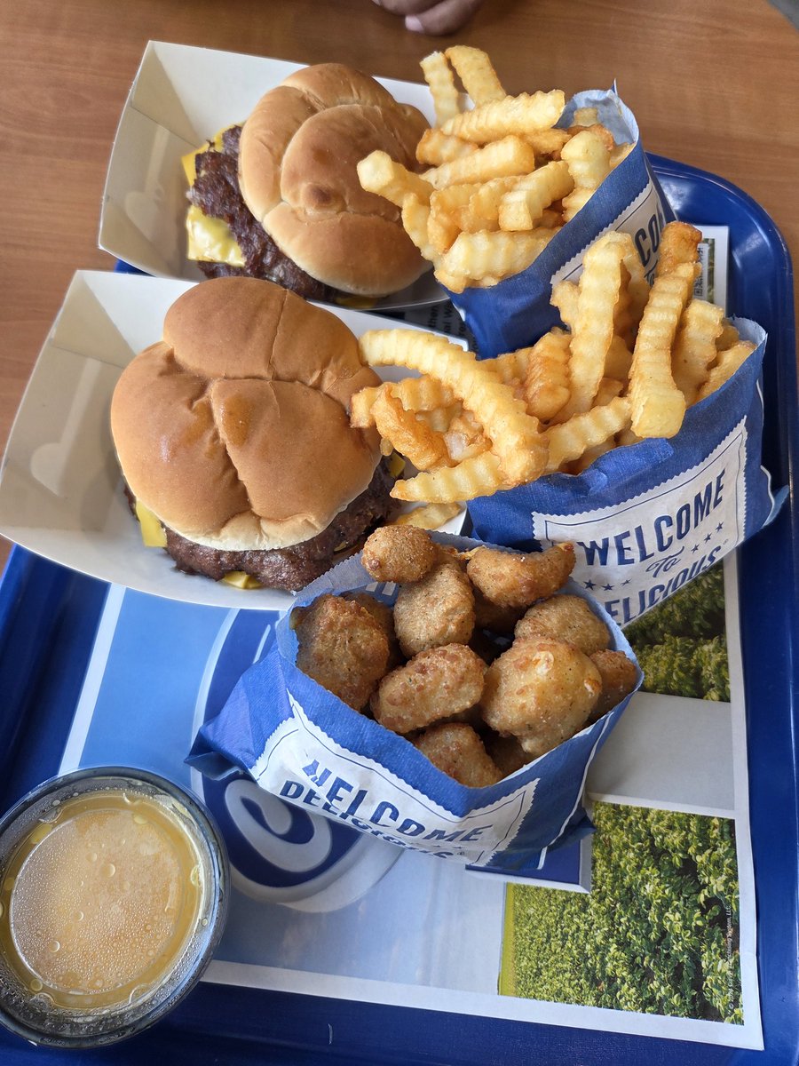 blonde little Phoenix 🐦‍🔥 tweet media