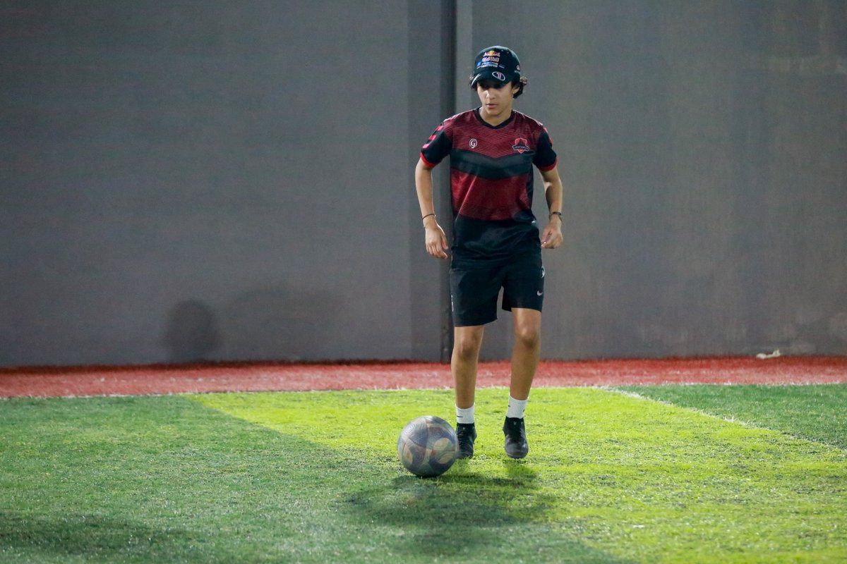 نادي منجم المواهب الرياضي سيدات ⚽️🏐🏀🏊 tweet media