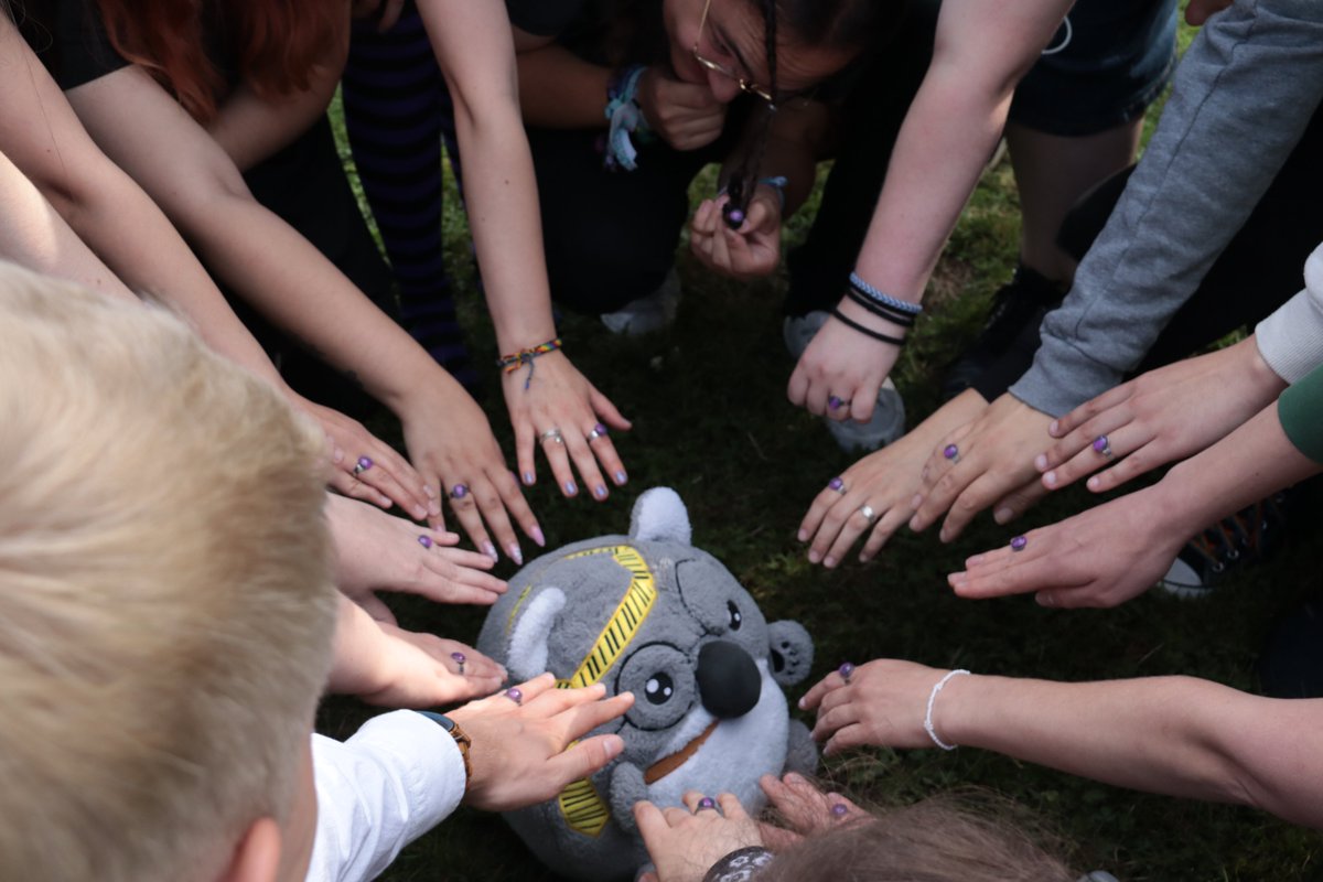 Paneo🫶🏻🌈🌌🦇 tweet media