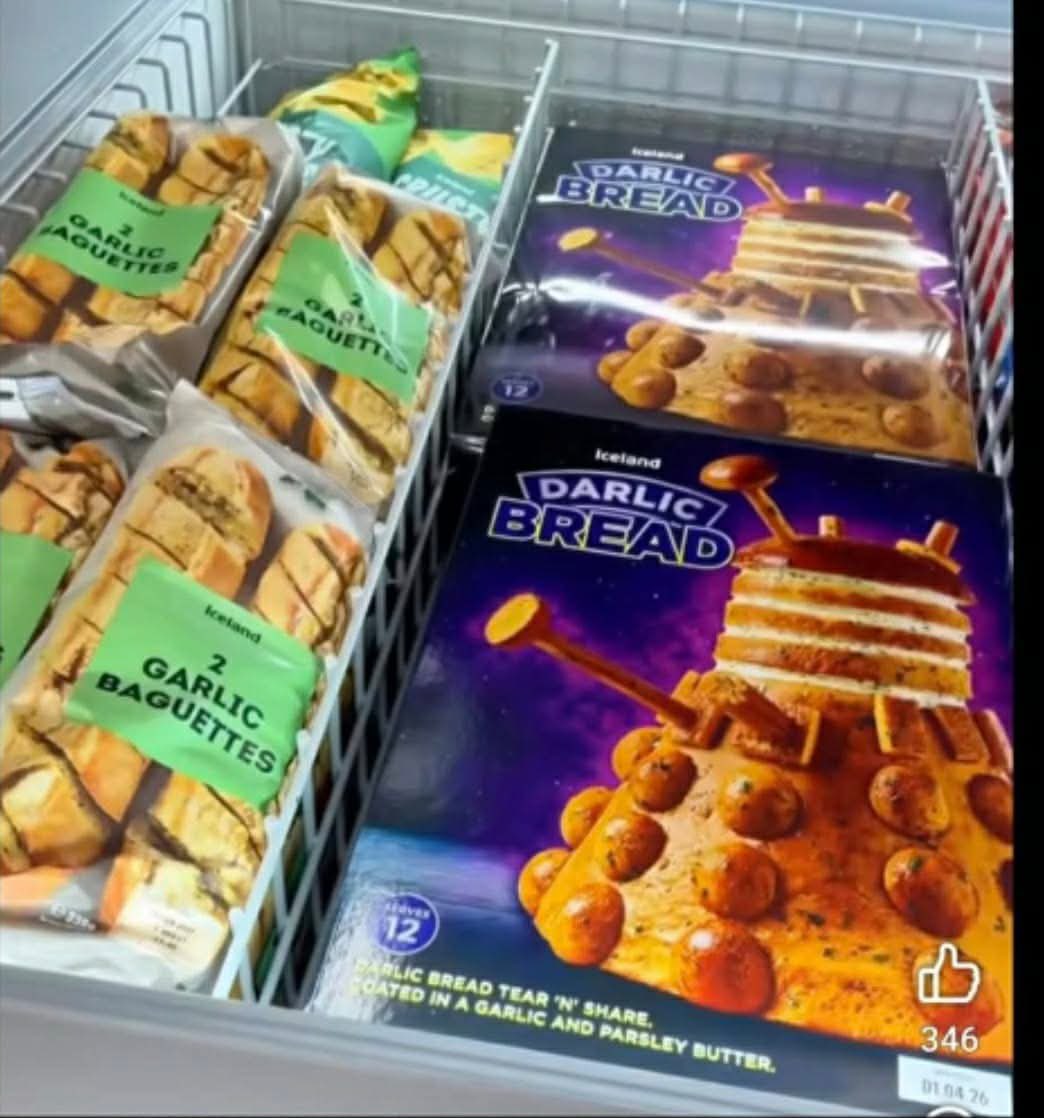 ash 🪿 tweet media