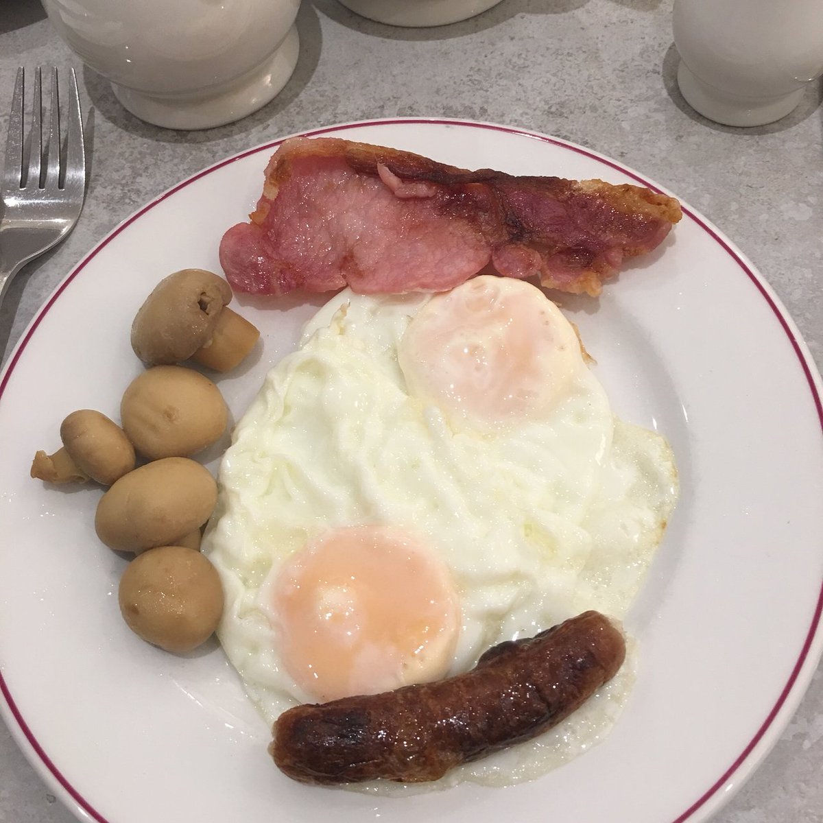 Leah Ray tweet media