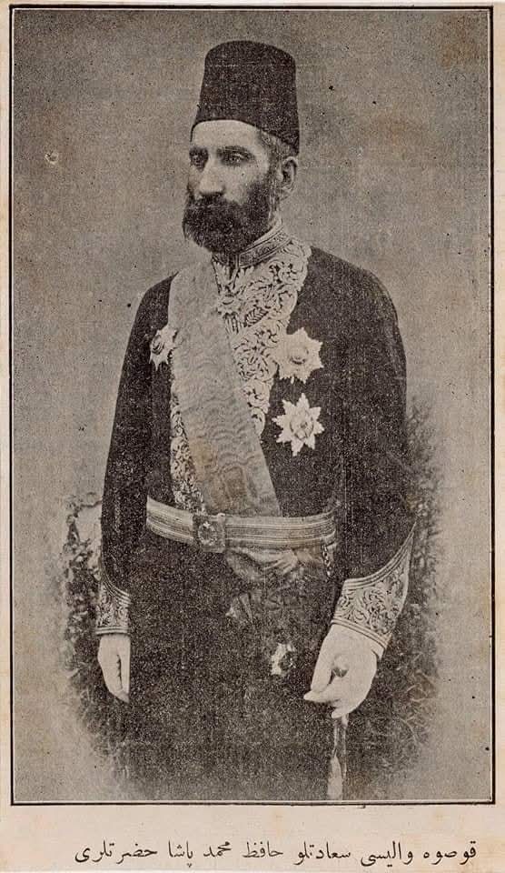 karatasgokhan_'s tweet image. #Kosova Valisi Hafız Mehmed Paşa ve mezarı 

Sultan Murat Hüdevendigar Türbesi

#Kosova
#Priştine

“Allah –Bâkî

Hafız-ı lafz-ı dilârâ-yı kelam-i ezelî
Kosova vali vâlâsı Mehmed Paşa

Dinine devletine padişah-ı zîşana
Sıdk ile hizmete say’eyler idi subh ü meşâ