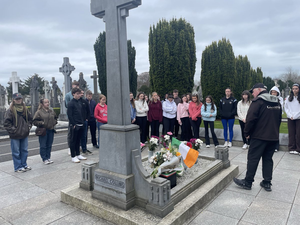 HistorySMG's tweet photo. Our Year 14 History students began their day at Glasnevin Cemetery, exploring the final resting places of key revolutionary figures including Michael Collins, Countess Markievicz, Éamon de Valera and Roger Casement. A powerful start to our historical journey https://t.co/sQgRoXyokY