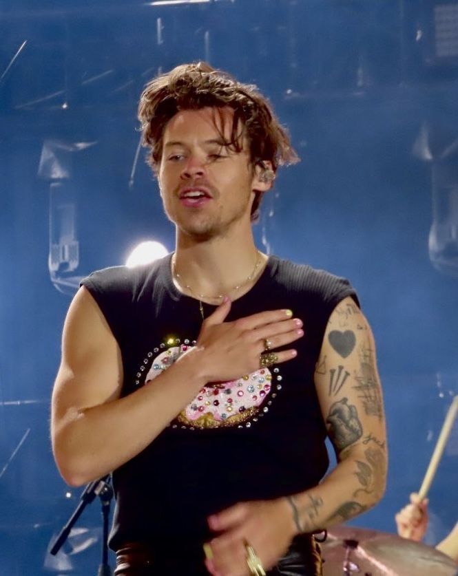 Julio. Disco, occasionally🪩❤️‍🔥 tweet media