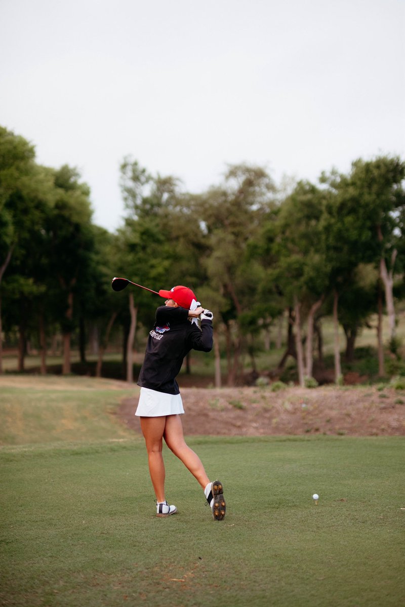 Hays HS Golf Team tweet media
