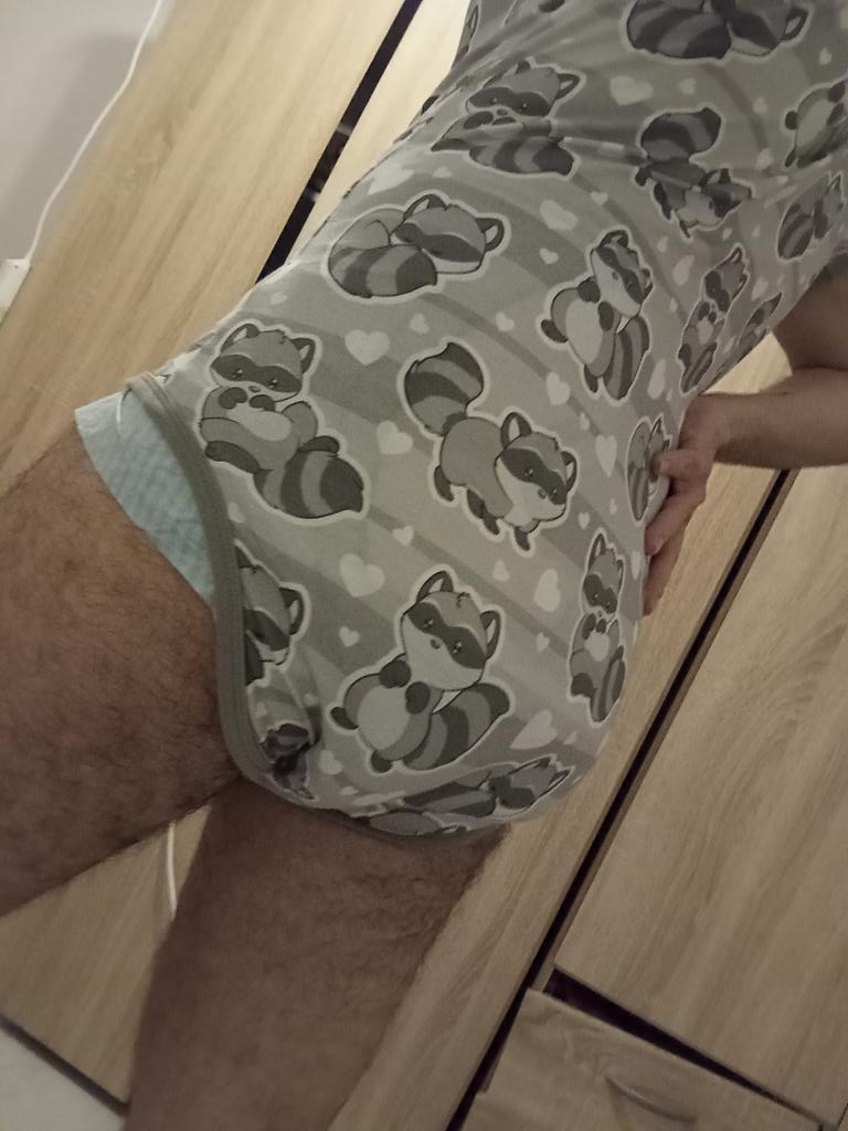 Little_UwU tweet media