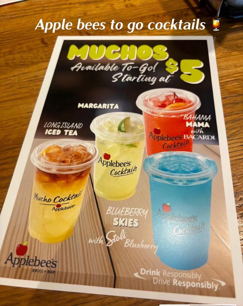 layxsnv's tweet image. Apple bees got to go drinks 🍹