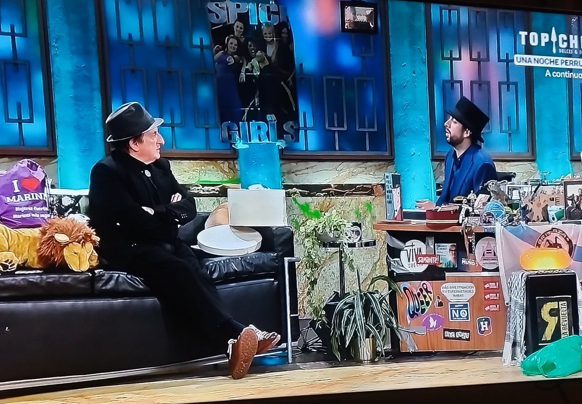 Javier, es sin lugar a dudas, el mejor showman español desde hace 50 años. #LaRevuelta