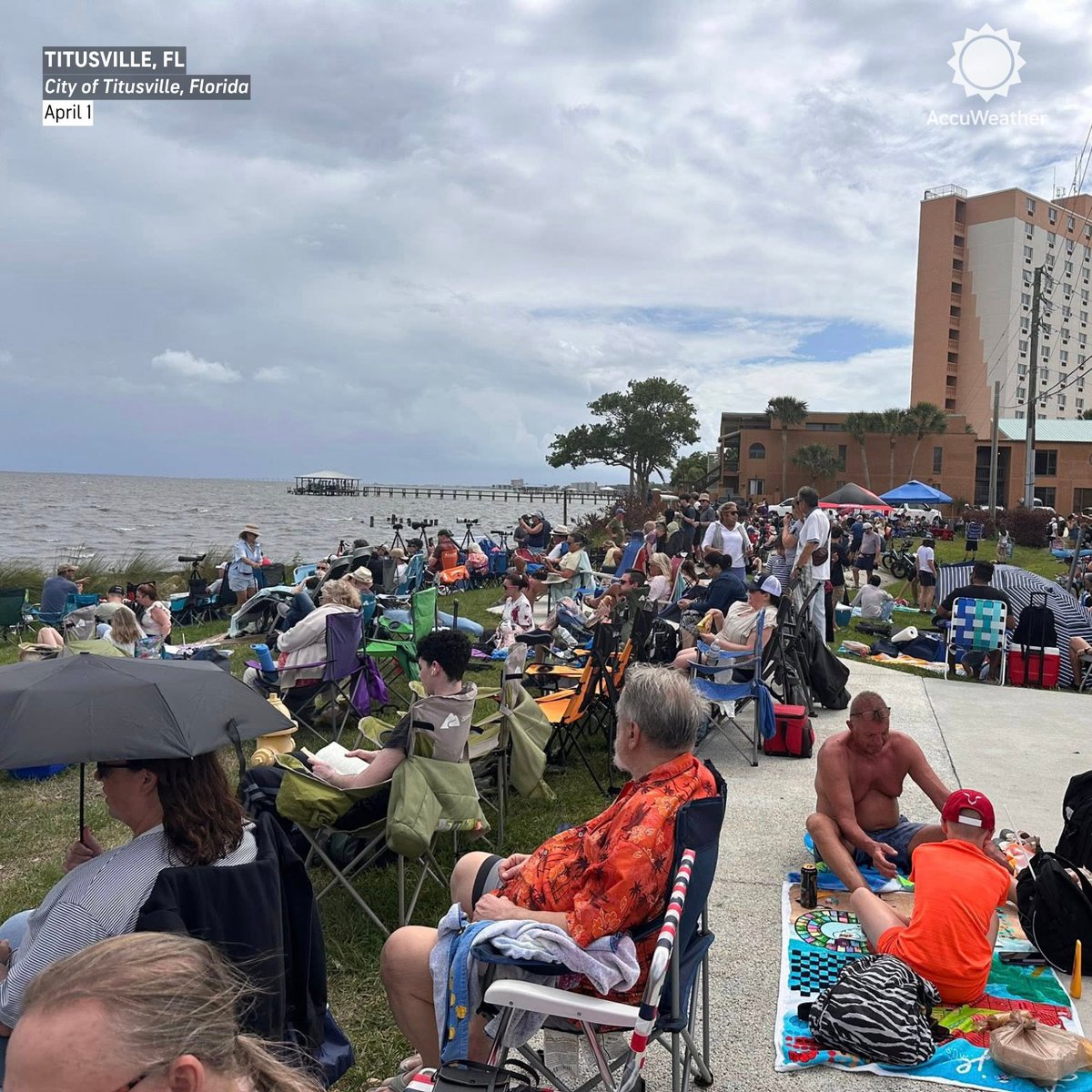 AccuWeather tweet media