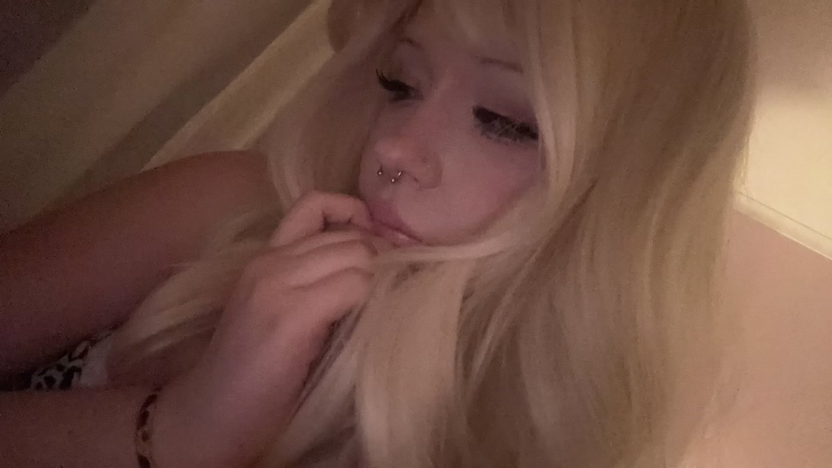 ／(･ × ･)＼ tweet media