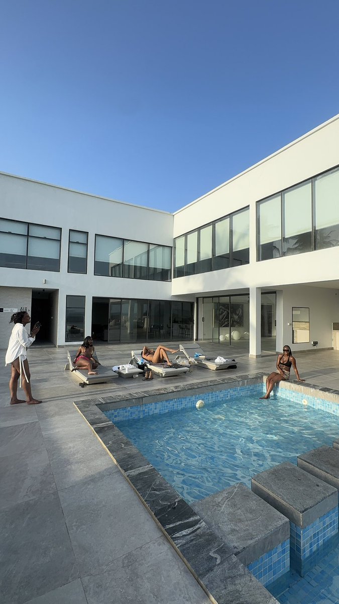 SMADA🏂 tweet media