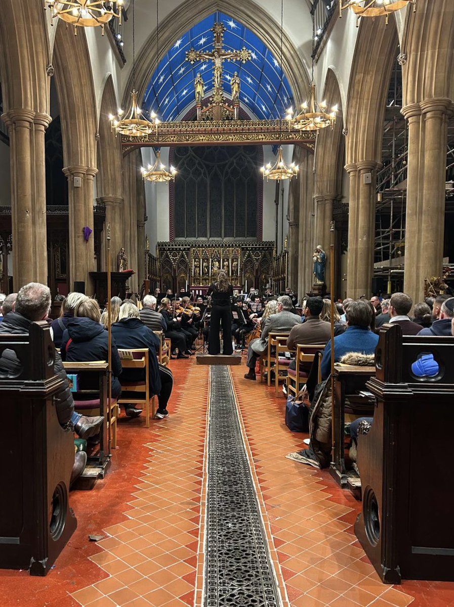 CamdenPhil's tweet photo. Thank you to everyone to came to our spring concert on Saturday! We had a wonderful evening playing for you. A big thank you to our soloist Mee-Hyun Esther Park for her wonderful performance of Mozart’s Violin Concerto No.4! https://t.co/WKQAnUbRhj