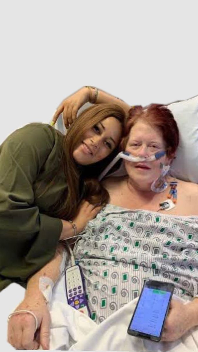 Sonia 🪻 tweet media