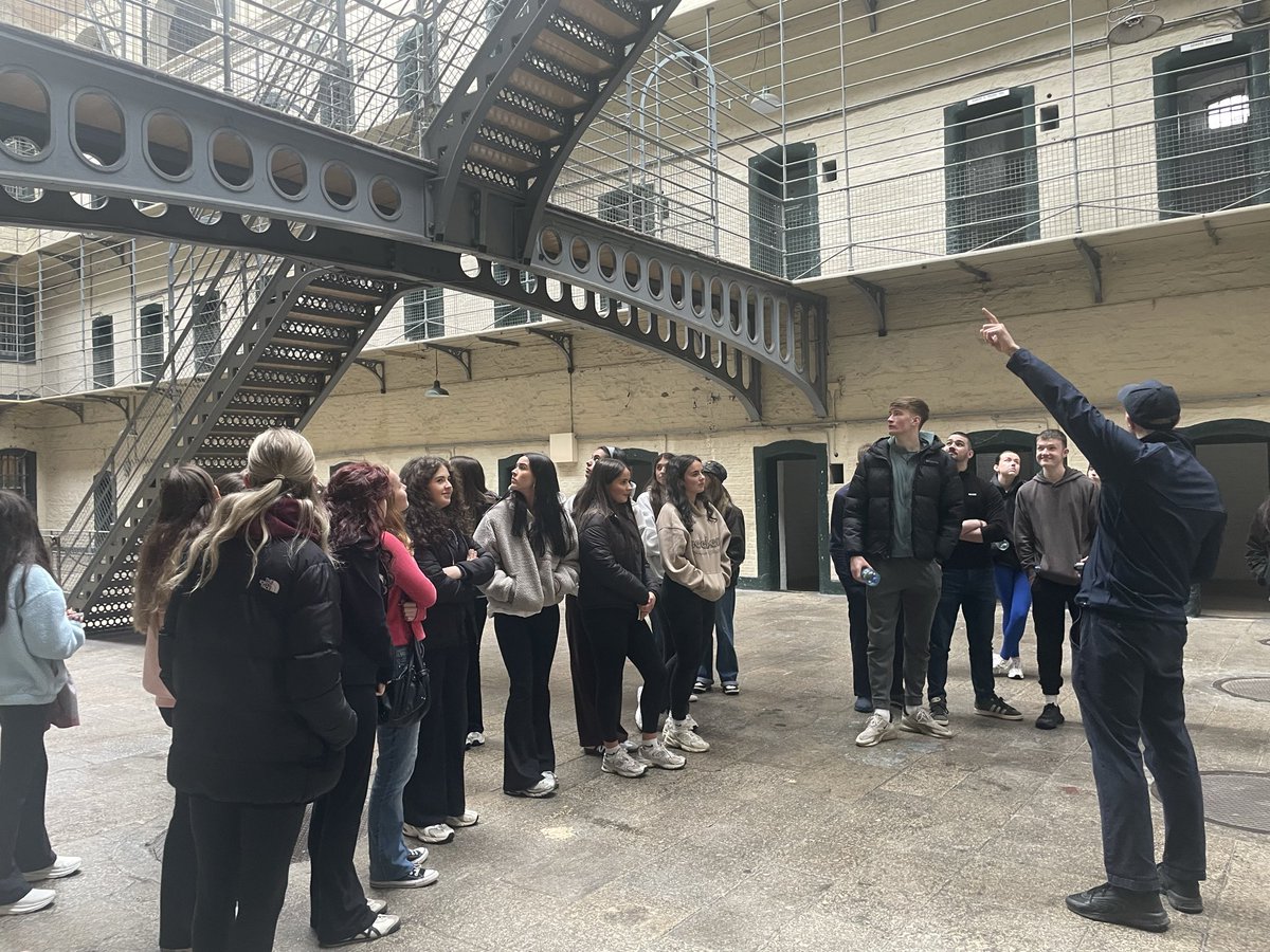 HistorySMG's tweet photo. Next stop: Kilmainham Gaol, where our Year 14 historians explore the cells and stories of the leaders of the 1916 Rising, the War of Independence and the Civil War. https://t.co/pFBcHDMeMS