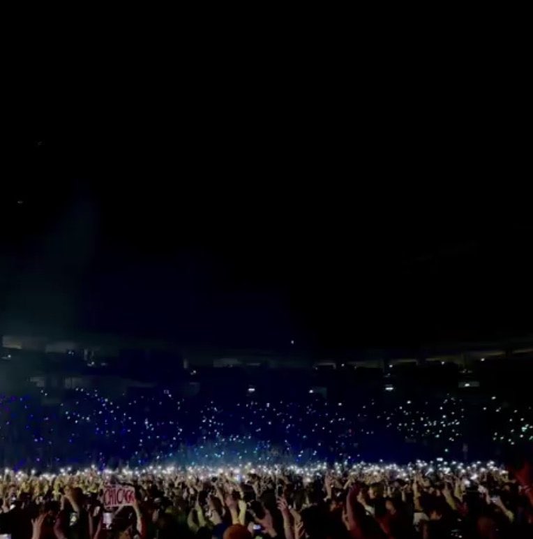 alt er love tweet media