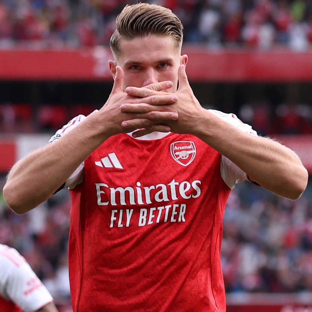 DailyAFC tweet media