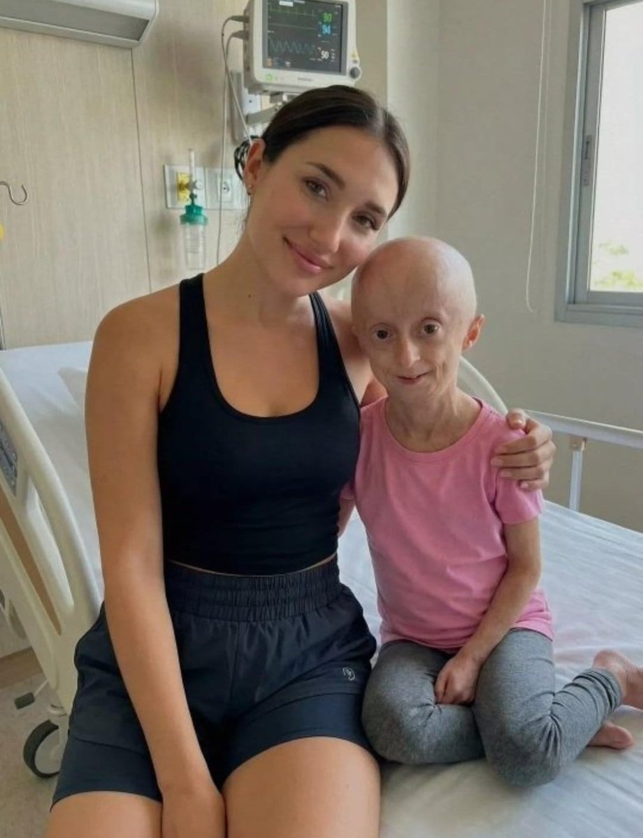 Sarah ❤️ tweet media