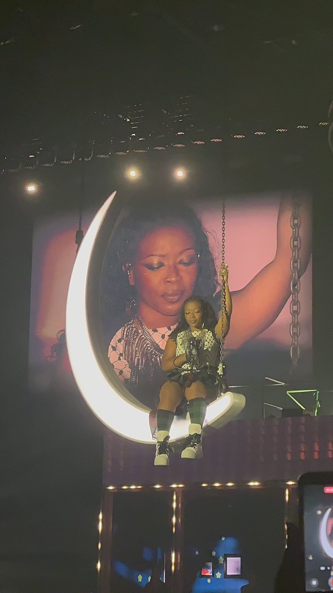 Slithered Jean 🟨⬜🟪⬛ tweet media