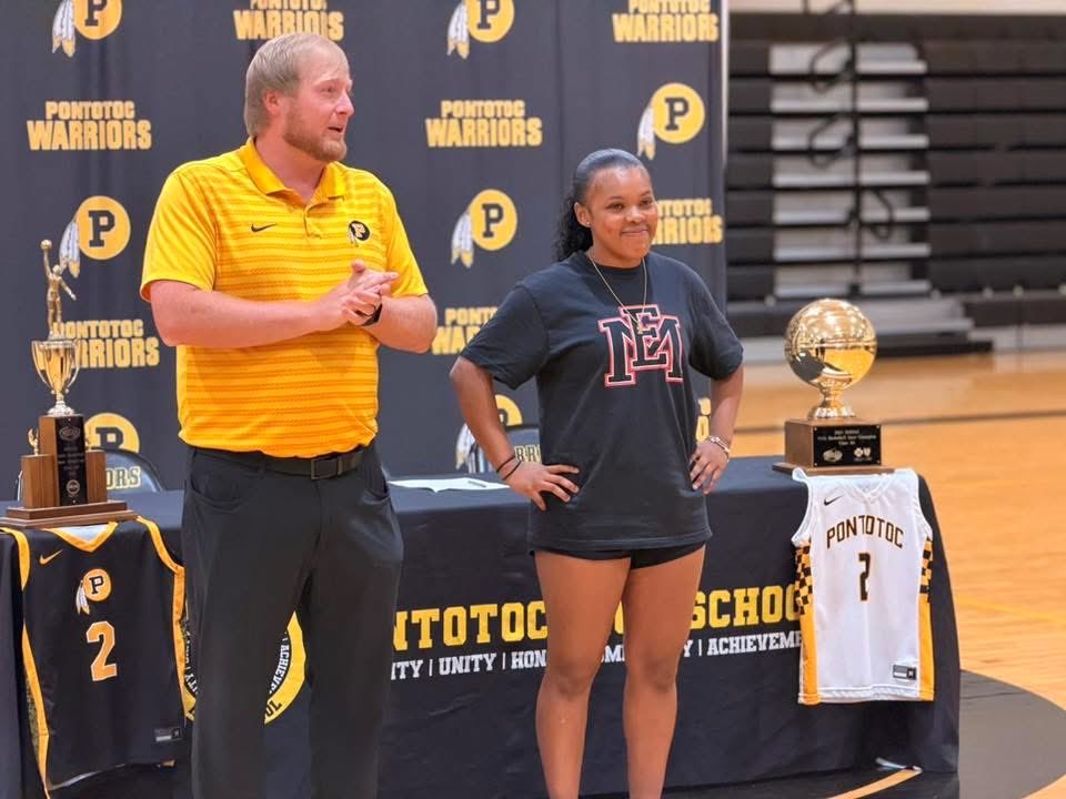 PLadyWarriors's tweet photo. We are so proud of Jaz and all she has accomplished as a Lady Warrior.

Notable accomplishments:
4 Final Fours
2023 State Runner Up
2025 State Champion
4x All division 
3x All State Tournament Team
MAC North All-Star
NEMBCA All-Star
2026 1-5A Defensive MVP
East Mississippi Signee https://t.co/DbhuWGltVb