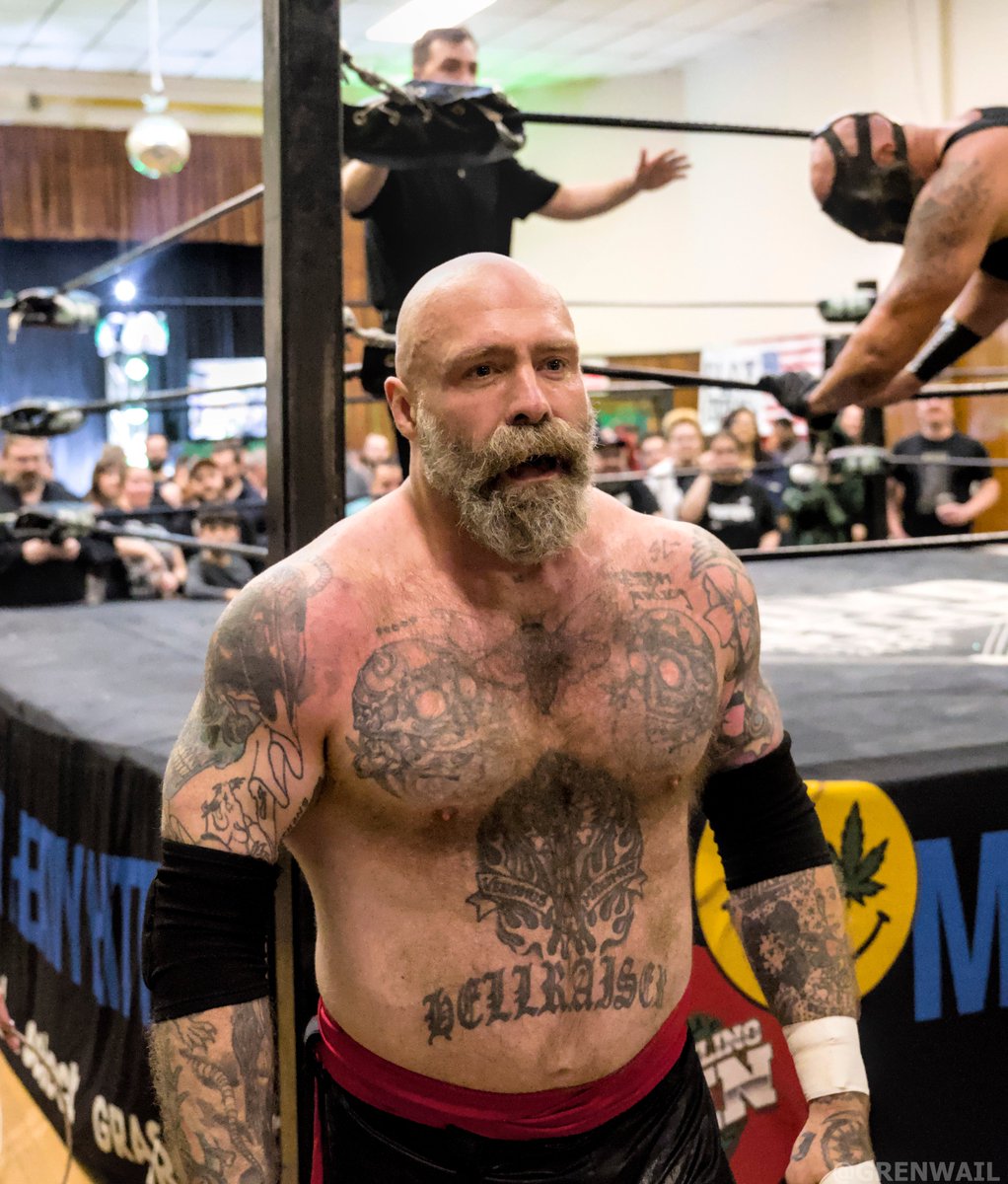 Grenwail tweet media