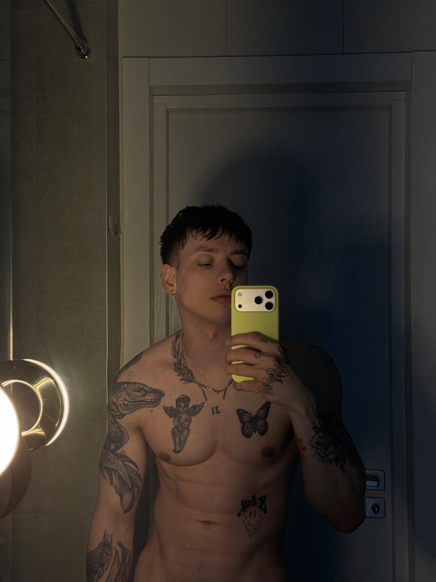 𝕯𝖎𝖒𝖆 tweet media