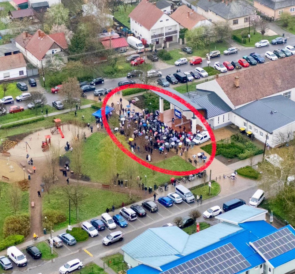 HUXIT2026 tweet media