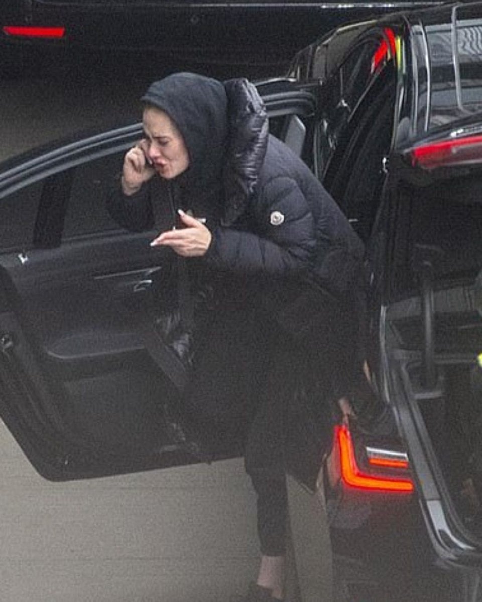 Rogue Fashion tweet media