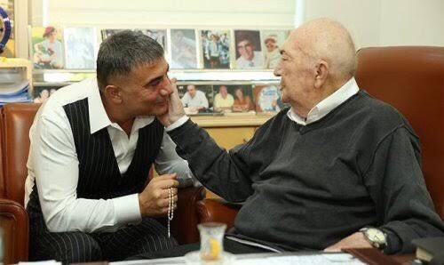 SiyahPaltoluAdam tweet media