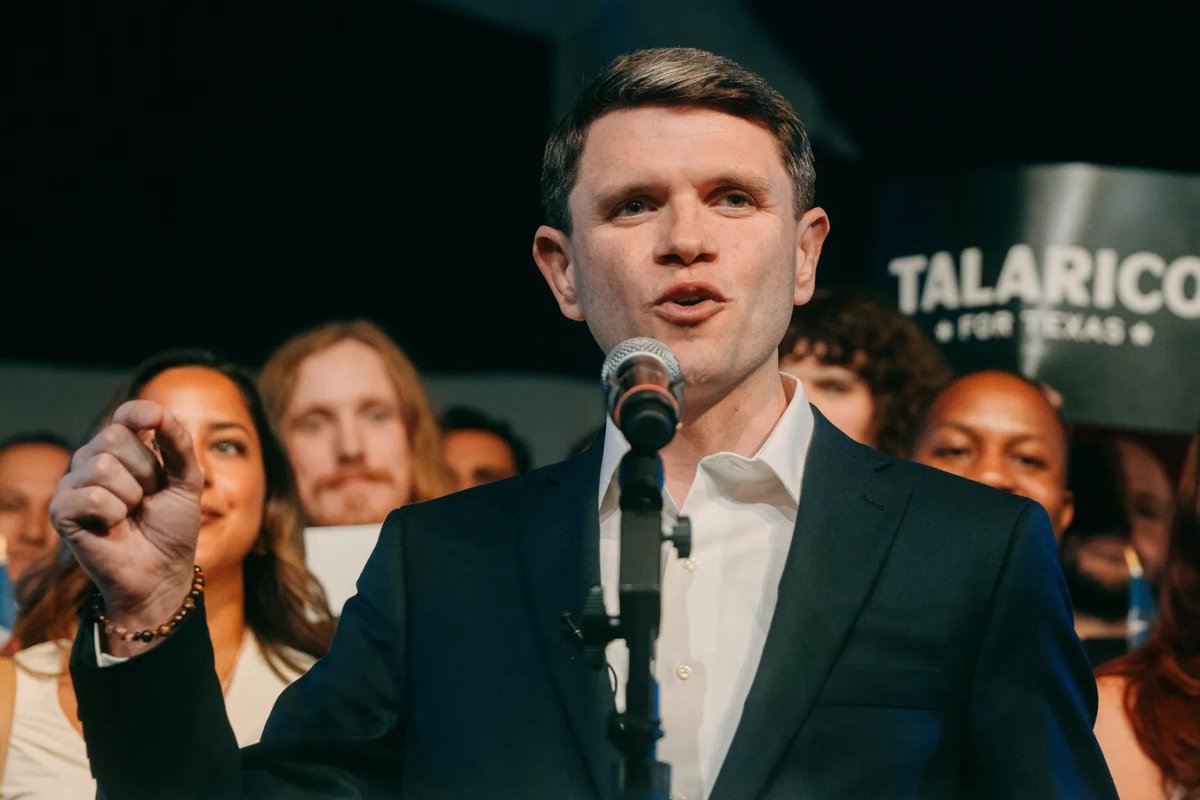 Political Polls tweet media