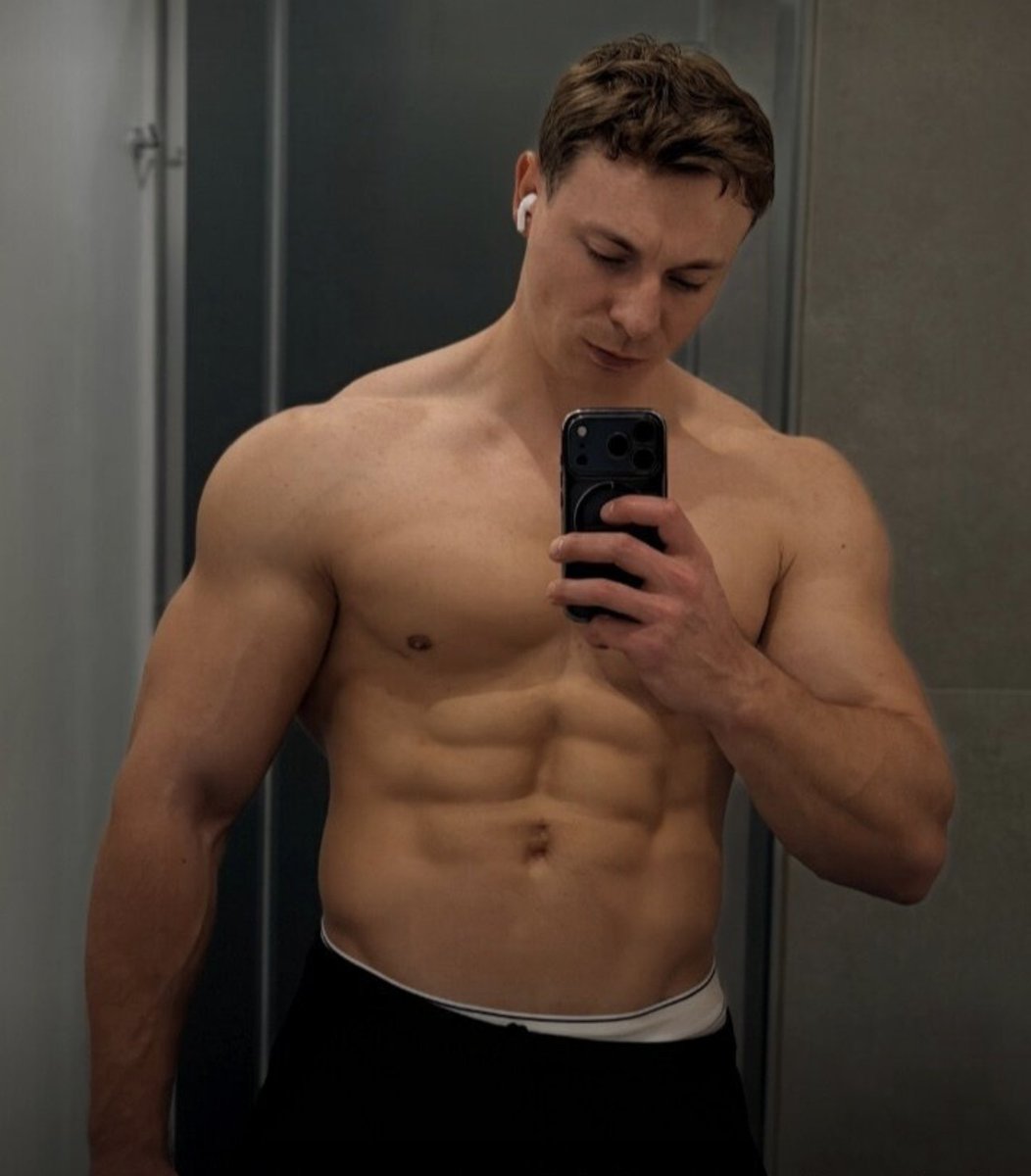 Flexed Cucumber tweet media