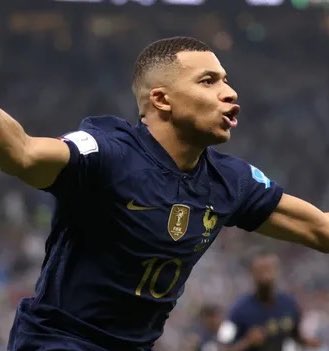 plumber_football tweet media