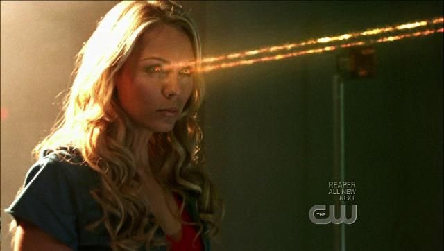 acervo supergirl tweet media