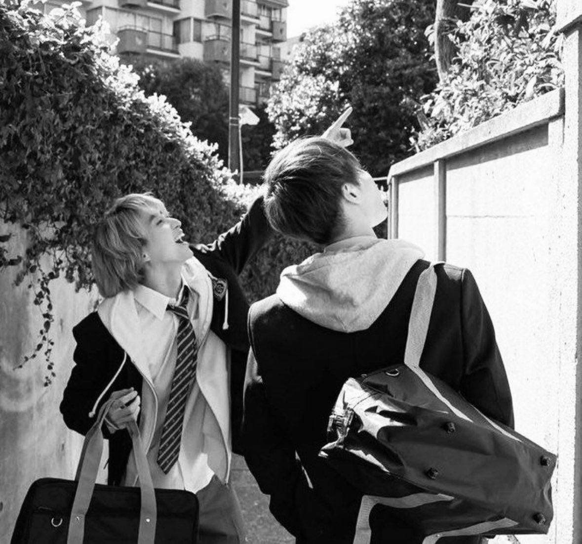 忍野 あお tweet media