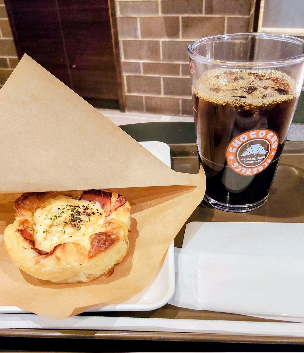 ELICA.☾† tweet media