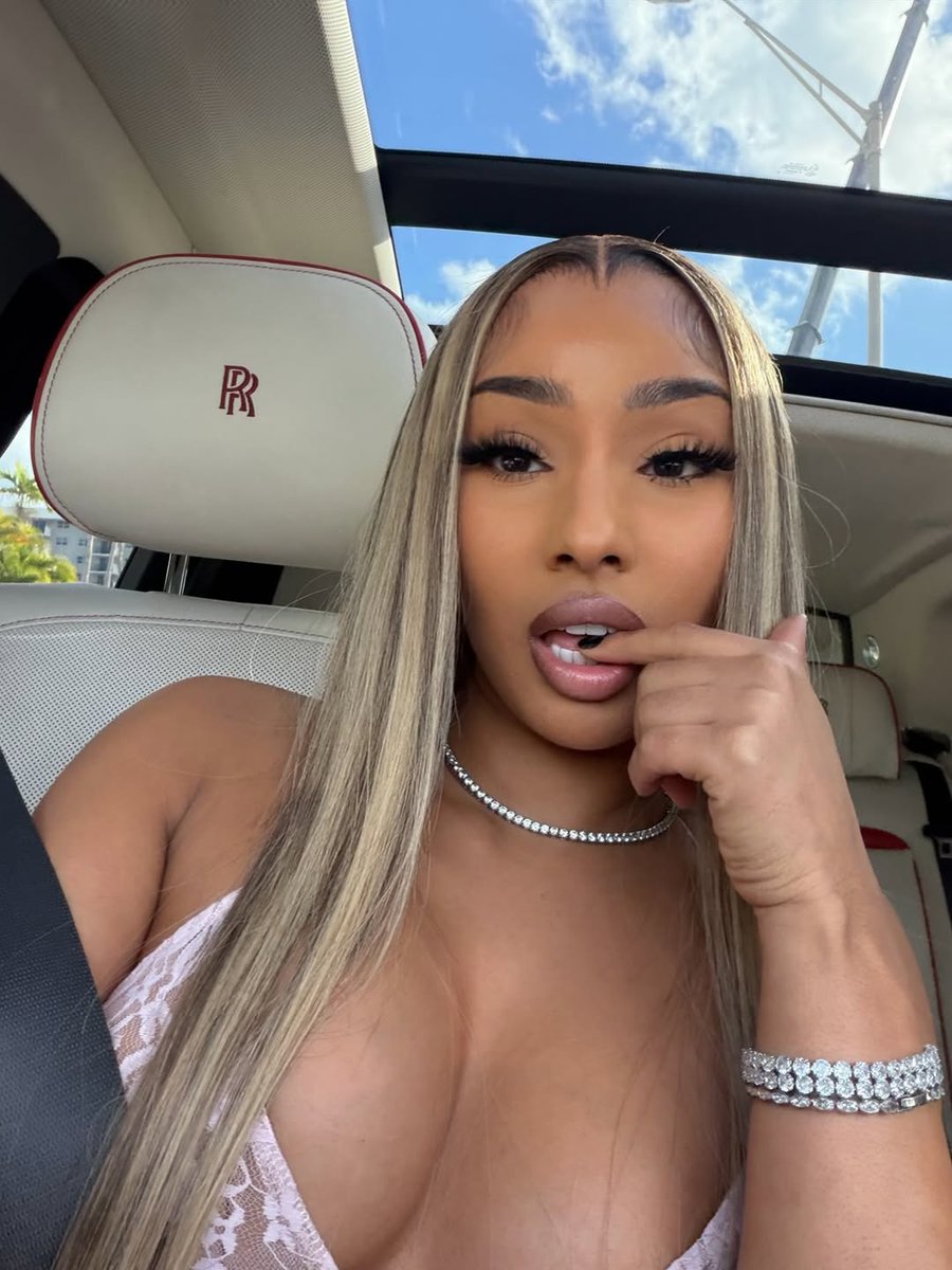 𝐃𝐨𝐮𝐛𝐥𝐞 𝐑. tweet media