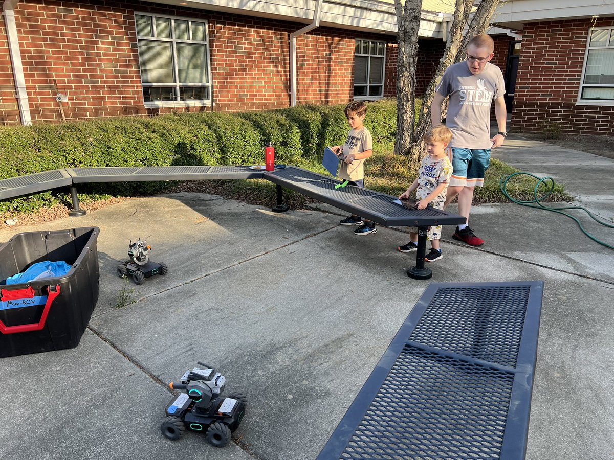 STEMAcademyLHS's tweet photo. Eric, Alex, Michael and Robert did some good work at Brookwood ES today for their STEM Night as they showcased Underwater Robotics. Great work @LandstownEagles ! #stemservice https://t.co/Gpbn7kk84r