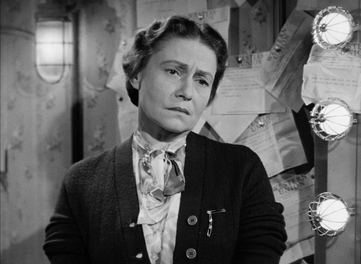 Molly McNair tweet media