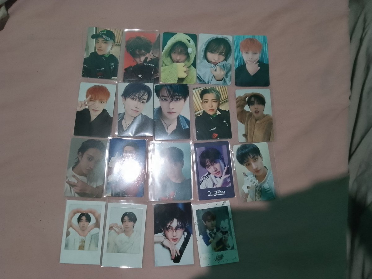 silva_cris62080's tweet photo. Feedback super positivo para @creativecegsinter 
Que me vendeu esses cards lindos 😍 
O envio foi super rápido e vei muito bem embalado 
Eu amei a experiência 🥰 https://t.co/eI3ribjhex