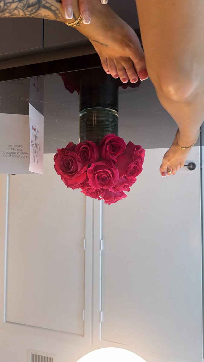 Victoria Rose tweet media