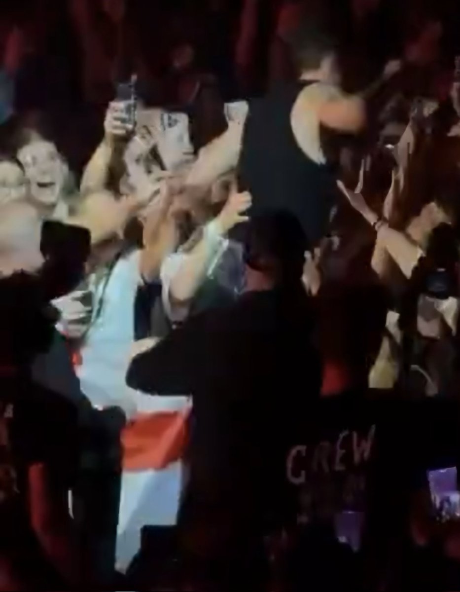 Nicole²⁸ tweet media