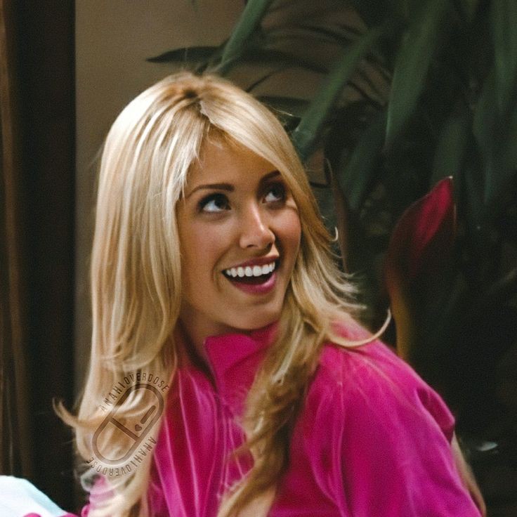 Isa Colucci ☆ tweet media